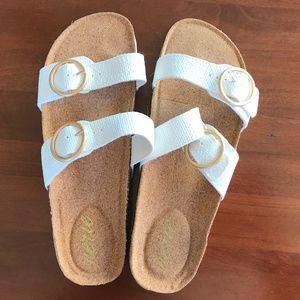 Aerie White Sandals-New- size 9